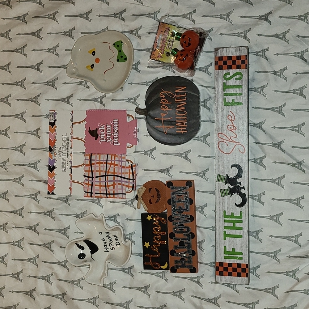 7 Pc Halloween Bundle #1